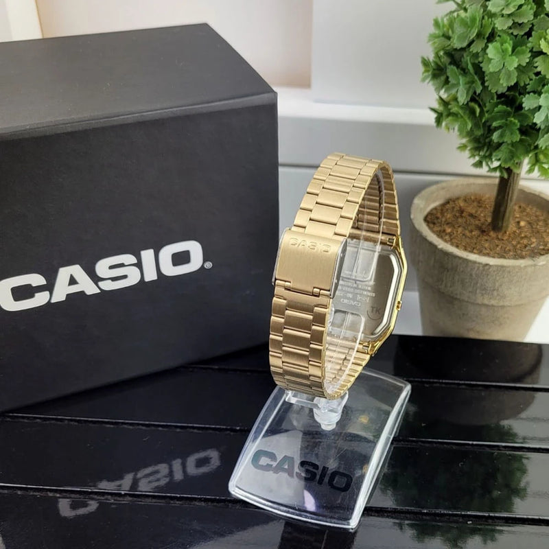 Relógio Casio Vintage Unisex AQ-230GA-9BMQ - Gold