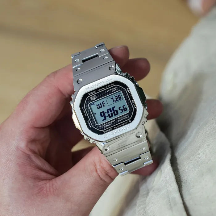 Relógio CASIO G-SHOCK masculino digital prata GMW-B5000D-1DR